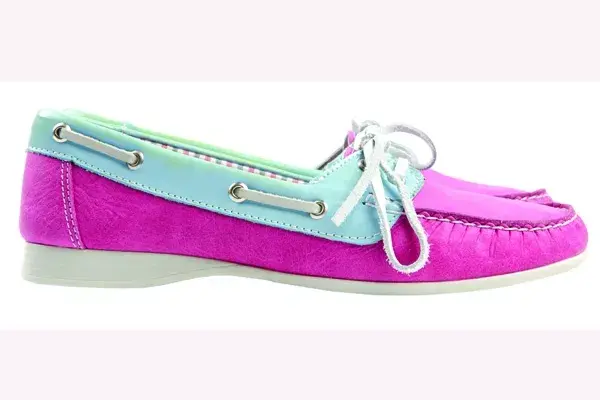 Mocasines bicolor (Ferraro, $460)