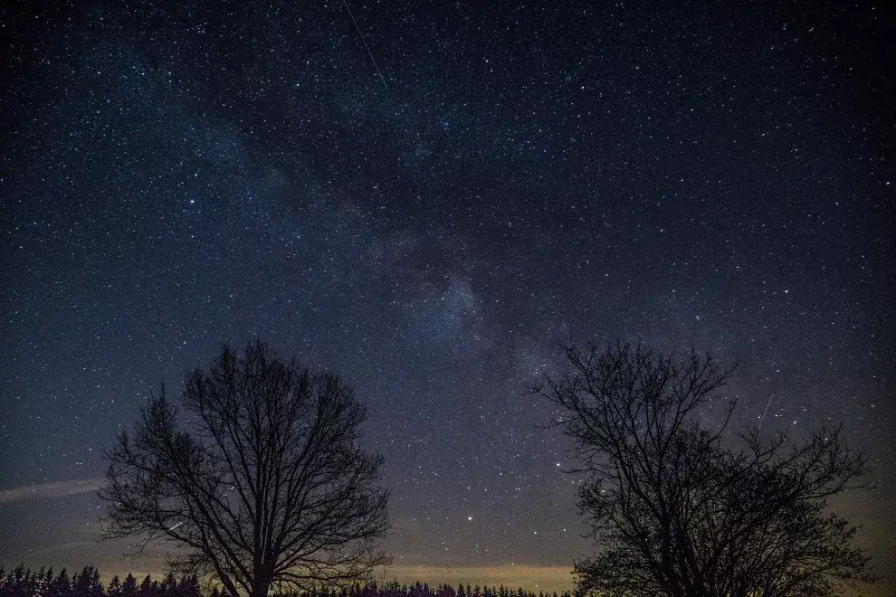 La astrofotografía busca combinar el placer de sacar fotos con la pasión por la astronomía.