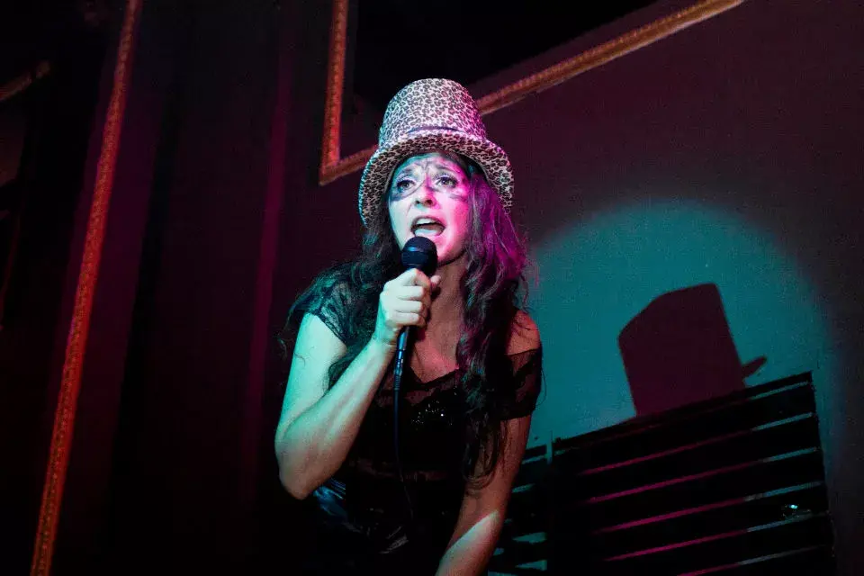 La fiesta Wide Night es una experiencia en las que se unen el arte y el erotismo