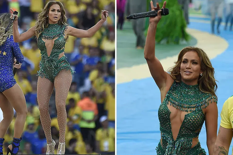 El traje, hecho con lentejuelas y canutillos, hizo brillar a la cantante sobre el escenario