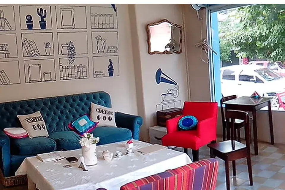 Hipólito Living Café