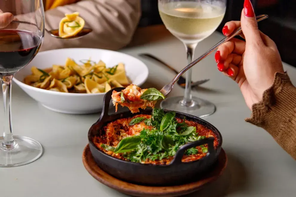 Ñoquis de ricota y cebolla caramelizada en salsa de tomate. Foto gentileza: 1636 Restaurante