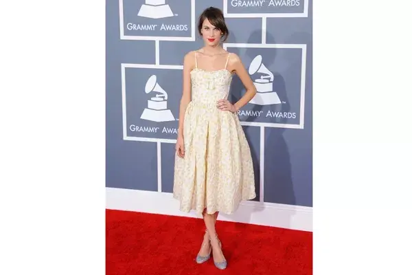 Elegí cuál es el look de Alexa Chung que más te gusta