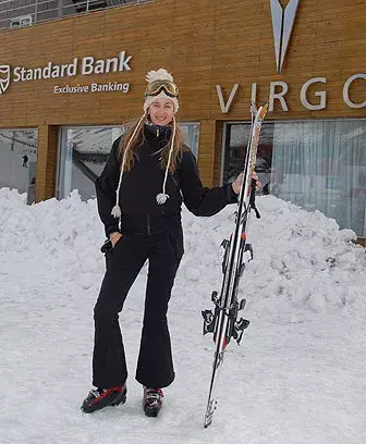 Junto a Standard Bank, Dolores Barreiro se hospedó en el Hotel Virgo y disfrutó de una semana de ski en el Valle de Las Leñas