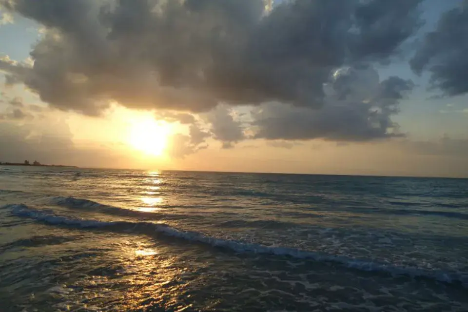 Un atardecer de Cuba, instante mágico para agradecer y celebrar.