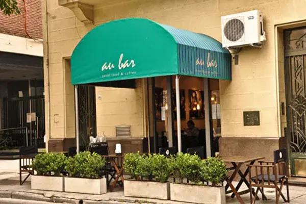 Silencioso y tranquilo, es ideal para ir en pareja, con un grupo reducido o sola