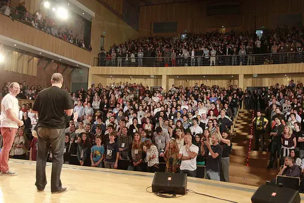 Un numeroso público estuvo atento a los debates que surgieron en TEDxRíodelaPlata