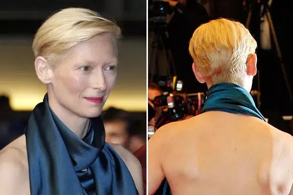 Tilda Swinton, con el pelo bien rubio y corto (más corto en la nuca)