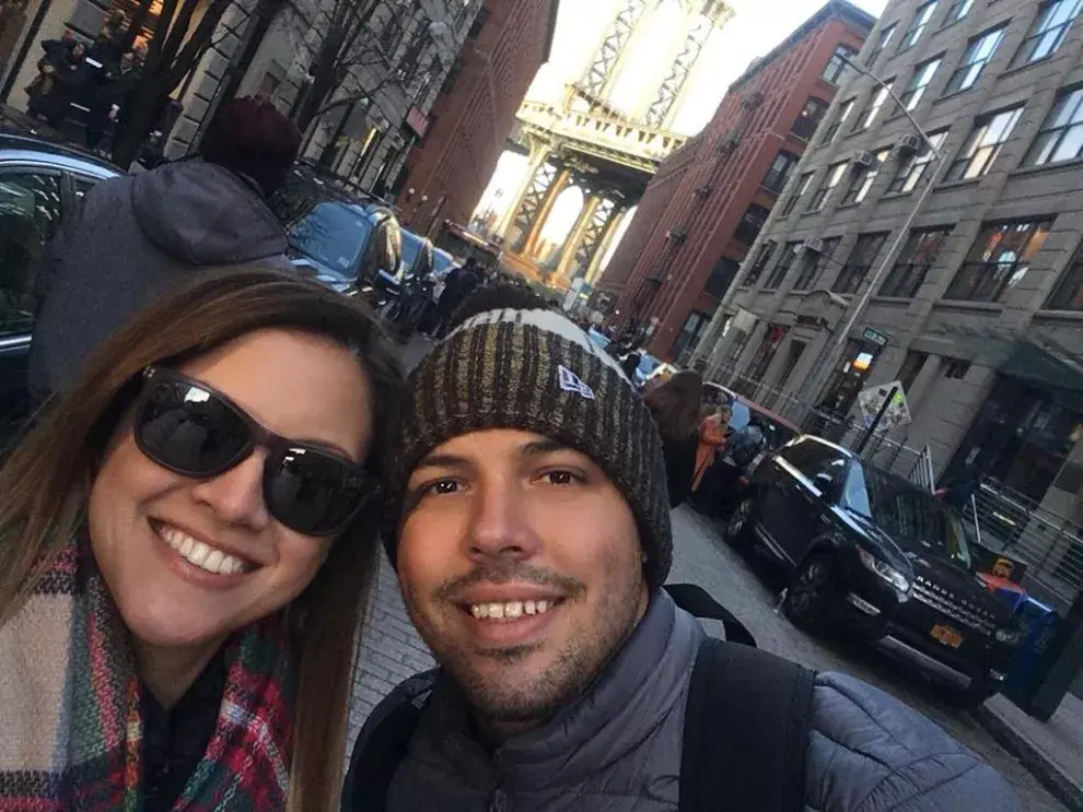 Como muchas otras historias de amor, esta nació en un estudio jurídico (¡muy a lo Suits!), que reunía departamento de Legales y de Arquitectura. 