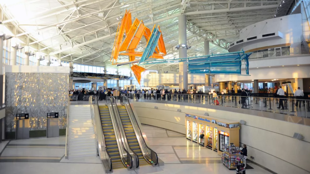 El aeropuerto de Houston ostenta una colección de 200 obras