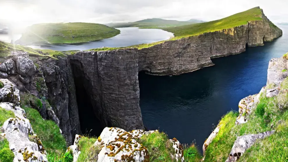 La ilusión óptica del lago Leitisvatn