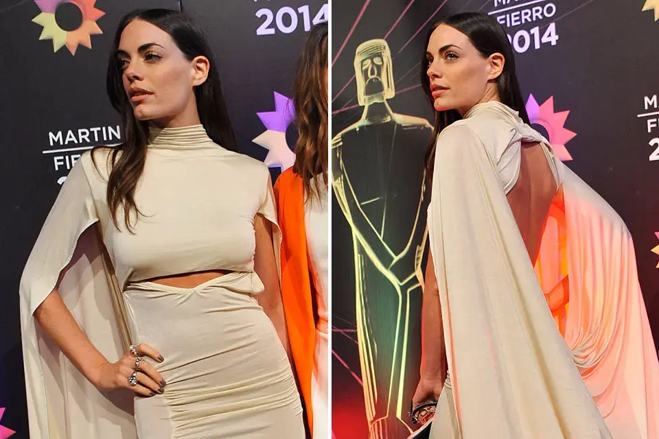 Emilia Attias, una actriz que cambia mucho de look, con el pelo planchadísimo y bien oscuro