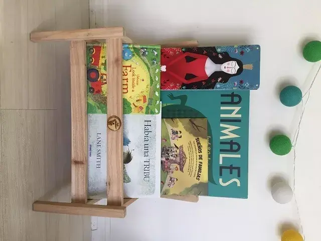 Librero de Lala Montessori, $1500