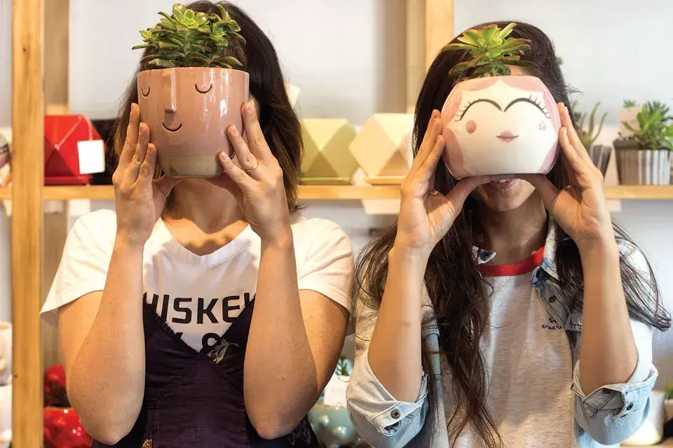 Las macetas de cerámica con caritas de Pötit para un regalo original