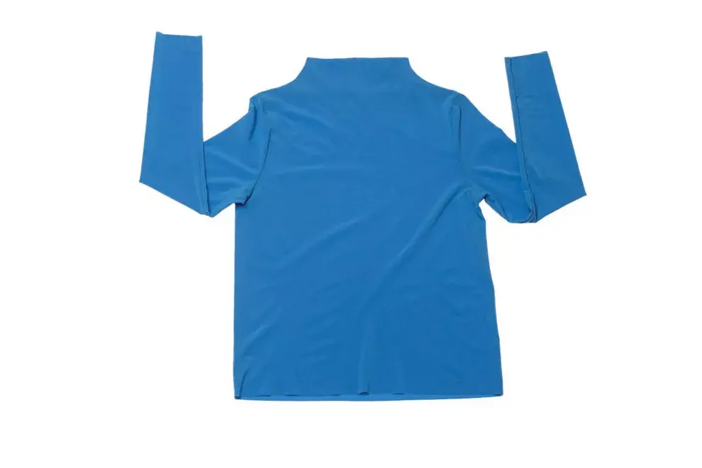 Azul, Trosman, $2590