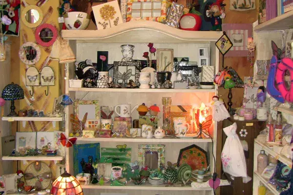 Todos los objetos están hechos artesanalmente