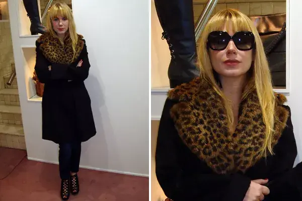 Esmeralda Mitre pasó por el local de Perugia Bottier a conocer la colección otoño-invierno; ¿qué te parece su tapado combinado negro-animal print?