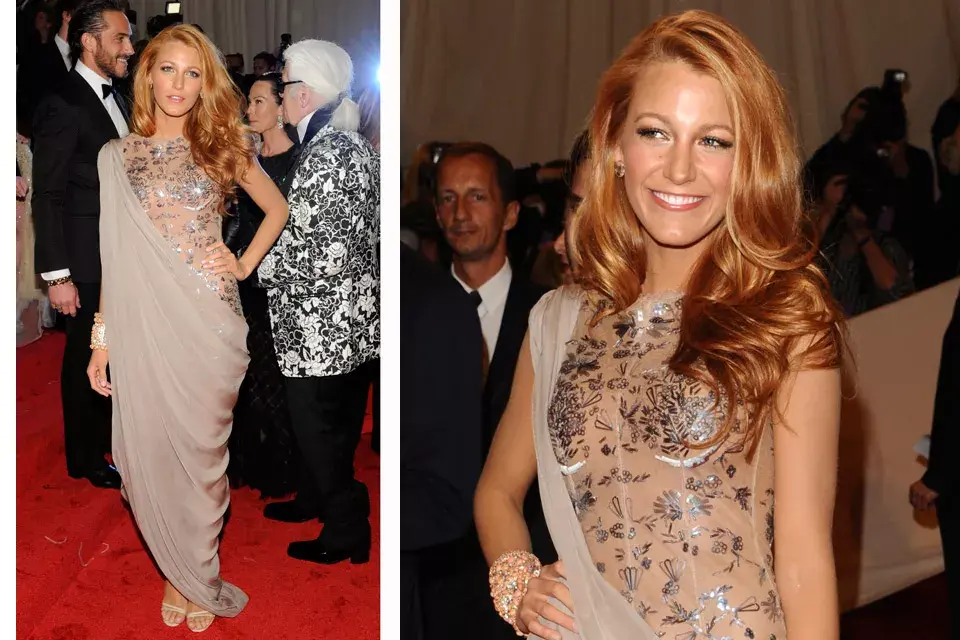 Era muy claro que Blake Lively iba a usar un vestido de Chanel, ya que es la imagen de la campaña de carteras de la firma; el diseño de inspiración griega en gris empolvado, con body transparente con bordados plateados