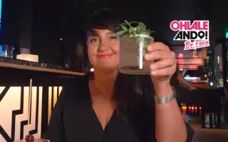 Floxie visita bares temáticos por la ciudad