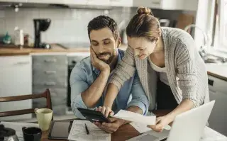 Finanzas en pareja: cómo trabajar juntos para mejorar la economía familiar