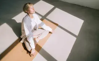 La meditación es útil para quienes sienten la necesidad de comprender la naturaleza de la mente.