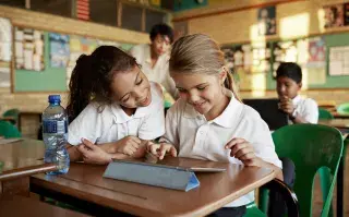 Aprender: los desafíos de la escuela para despertar la curiosidad de los chicos y chicas.