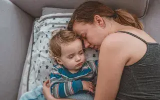 Agotamiento maternidad: qué tenés que saber
