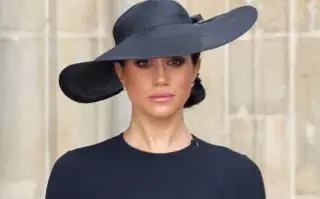Meghan Markle durante le funeral de la Reina Isabel II.