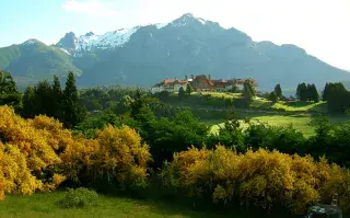 Bariloche: las 7 cosas que no podés dejar de hacer si visitás la ciudad en verano Los 7 highlights de Bariloche.