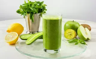 Detox de verano: paso a paso para eliminar las toxinas Jugo detox: por qué es bueno consumirlo y qué contiene.