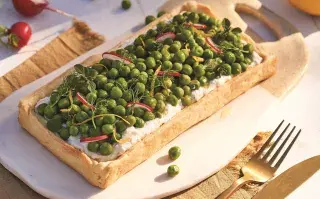 Cómo hacer una tarta de arvejas y queso de cabra.