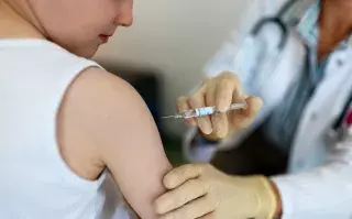 Vacunación pediátrica contra el covid: quiénes pueden aplicársela