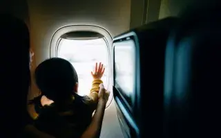 Viajar en avión con un niño con autismo