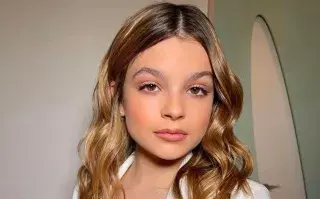 Muna: así fue su look metalizado que es tendencia 2023.