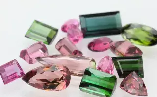 Turmalina, una piedra preciosa considerada muy poderosa.