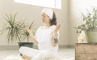 Dharma Yoga: ¿por qué es el que mejor conecta con las emociones?
