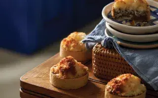 Tartín de coco y dulce de leche.