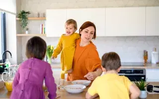 Mamá desbordada: 6 claves para regular la intensidad.