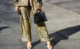 Kendall Jenner la rompe con sus nuevos naked shoes, la tendencia en zapatos que llega con fuerza.