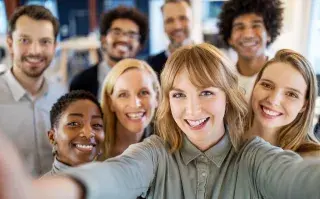Por qué la seguridad psicológica es crucial para el éxito de tu equipo La seguridad psicológica es crucial en el trabajo.