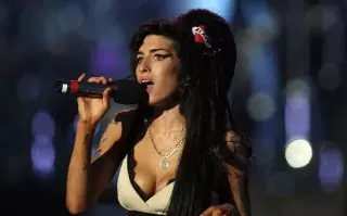 Así se vería Amy Winehouse a sus 40 años, según la inteligencia artificial.