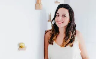 Ini Hajnal es judía y habla de un pueblo históricamente castigado.