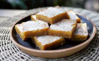 Cómo hacer cuadraditos de naranja, la receta ideal para merendar este finde Receta de cuadraditos de naranja.