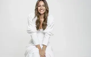 Charlamos en exclusiva con Pampita.
