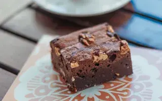 Receta de brownie de chocolate.