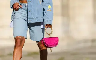 5 looks con bermudas de denim para que te inspires a usarlas.