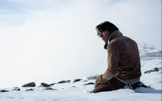 Llega a los cines La sociedad de la nieve, la impactante producción que revive la tragedia de los Andes.
