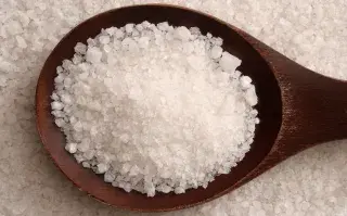 Cucharada de sal gruesa