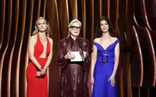 Emily Blunt, Meryl Streep y Anne Hathaway en los SAG Awards 2024.