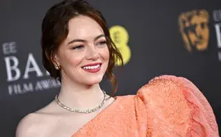 Emma Stone en la entrega de los Premios BAFTA 2024.